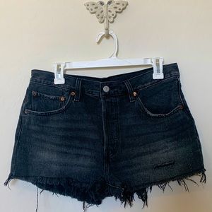 Levi 501 Cut Off Jean Shorts